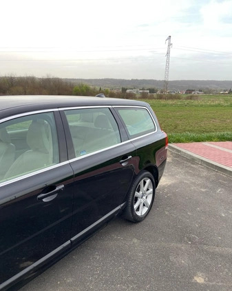 Volvo V70 cena 56500 przebieg: 157800, rok produkcji 2015 z Rzeszów małe 562